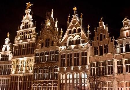 B&B Art And Sleep Antwerpen Buitenkant foto
