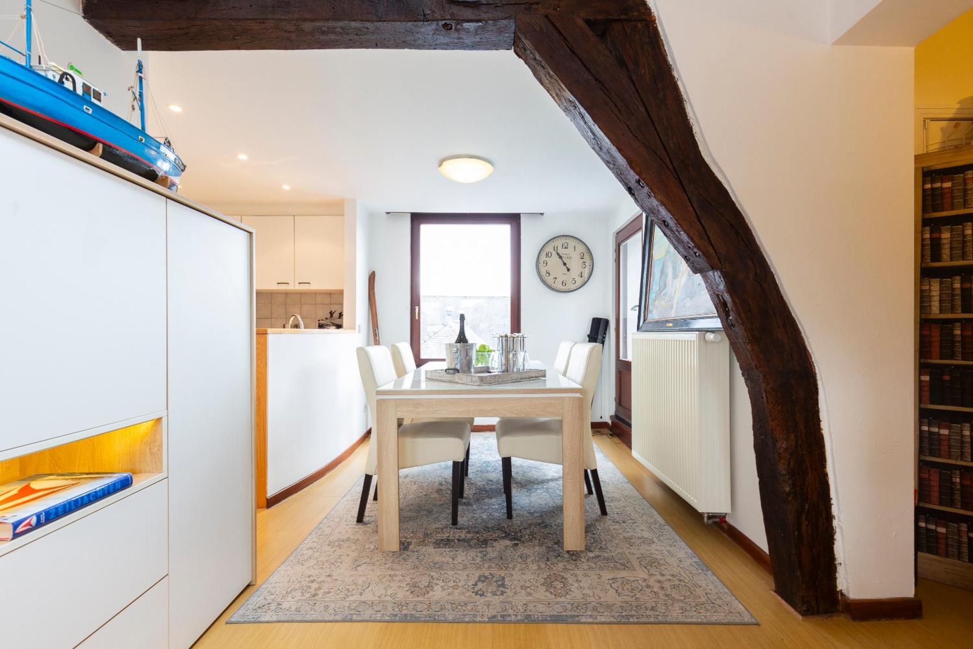 B&B Art And Sleep Antwerpen Buitenkant foto